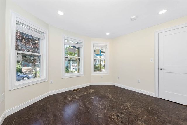 70-72 Stanley Ave. 1, Medford, MA 02155