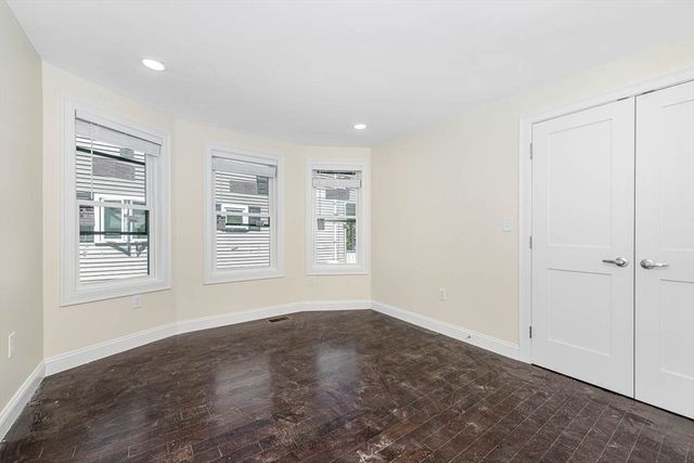 70-72 Stanley Ave. 1, Medford, MA 02155