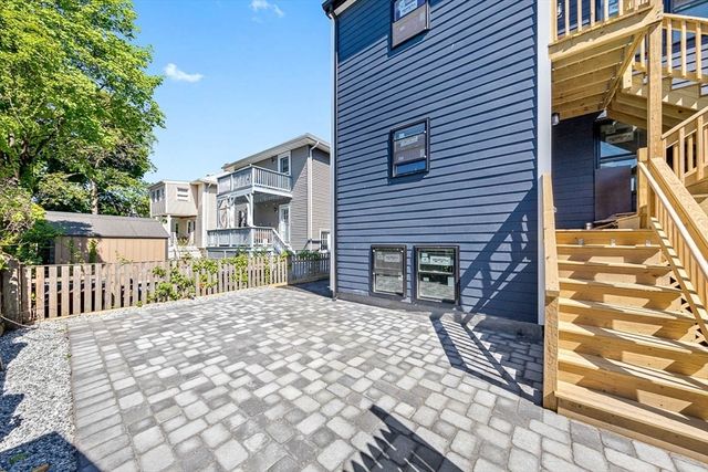 70-72 Stanley Ave. 1, Medford, MA 02155