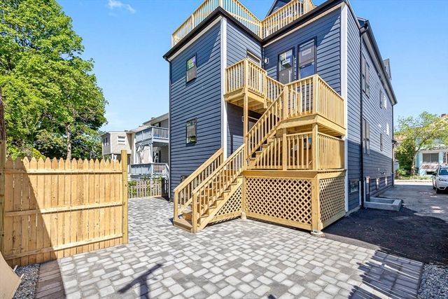 70-72 Stanley Ave. 1, Medford, MA 02155