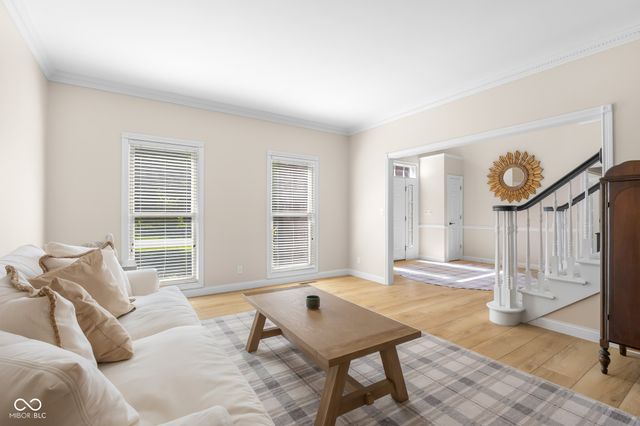 2561 Apple Blossom Lane, Columbus, IN 47201
