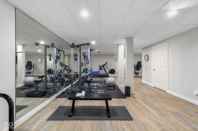 2561 Apple Blossom Lane, Columbus, IN 47201