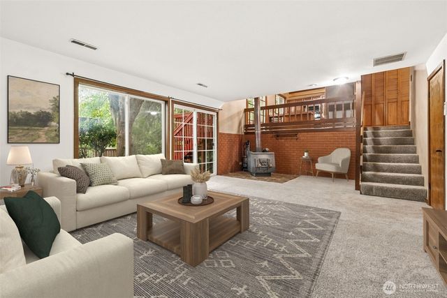 23908 SE 168 Street, Issaquah, WA 98027