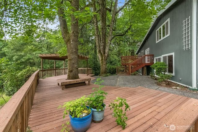 23908 SE 168 Street, Issaquah, WA 98027