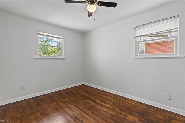 526 Powhatan PW, Hampton, VA 23661