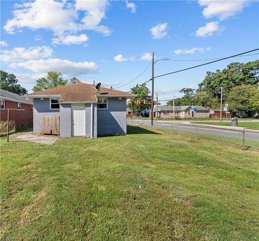 526 Powhatan PW, Hampton, VA 23661