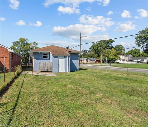 526 Powhatan PW, Hampton, VA 23661