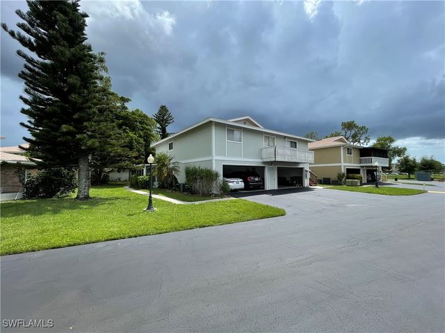 3358 Royal Canadian TRCE 3, Fort Myers, FL 33907
