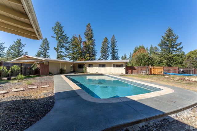 3651 Ridgewood Rd, Willits, CA 95490
