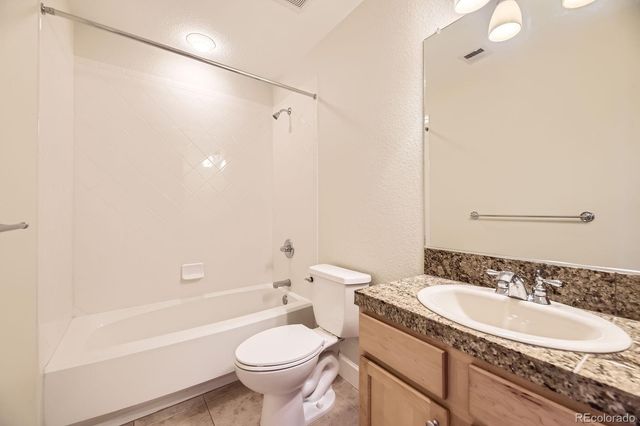1699 N Downing Street 404, Denver, CO 80218