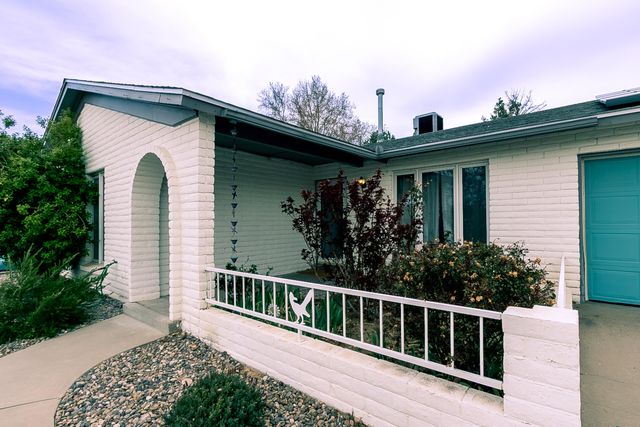 6429 Louise Place NE, Albuquerque, NM 87109
