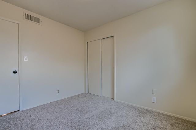 6429 Louise Place NE, Albuquerque, NM 87109