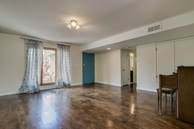 6429 Louise Place NE, Albuquerque, NM 87109