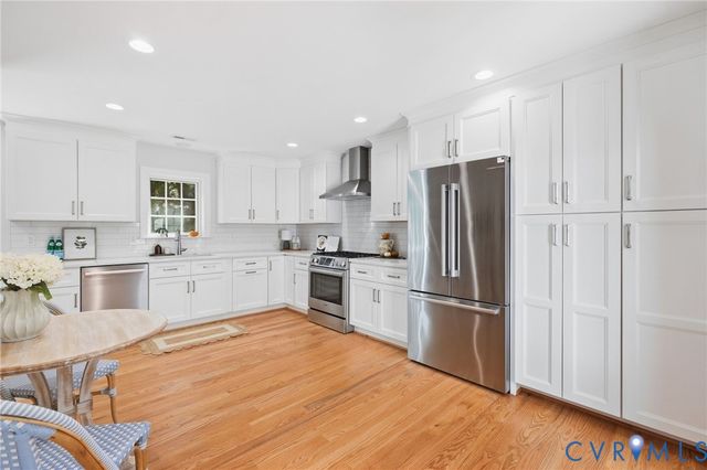 505 W Drive Cir, Henrico, VA 23229