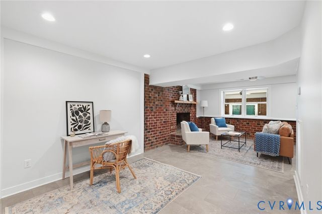 505 W Drive Cir, Henrico, VA 23229