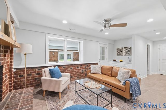 505 W Drive Cir, Henrico, VA 23229