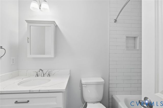 505 W Drive Cir, Henrico, VA 23229