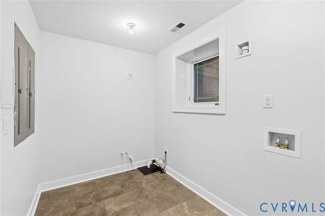 505 W Drive Cir, Henrico, VA 23229