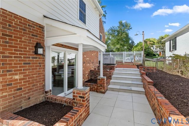 505 W Drive Cir, Henrico, VA 23229