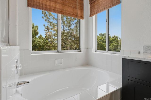 5217 Alamosa Park Drive, Oceanside, CA 92057
