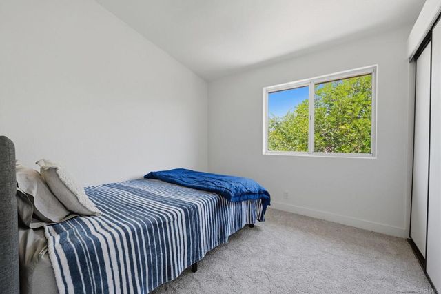 5217 Alamosa Park Drive, Oceanside, CA 92057