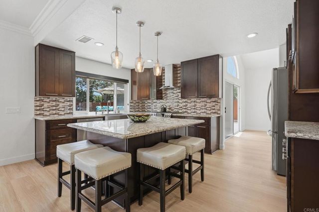 5217 Alamosa Park Drive, Oceanside, CA 92057