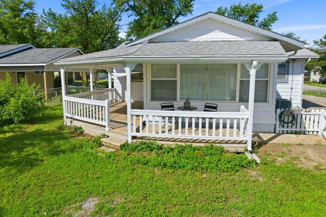 2528 S Exchange Pl, Wichita, KS 67217