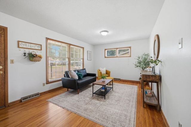 2528 S Exchange Pl, Wichita, KS 67217