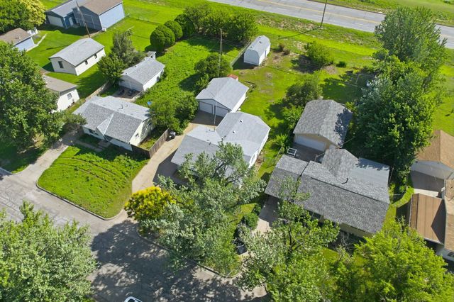 2528 S Exchange Pl, Wichita, KS 67217