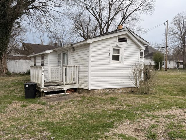 109 McBroom St, Woodbury, TN 37190