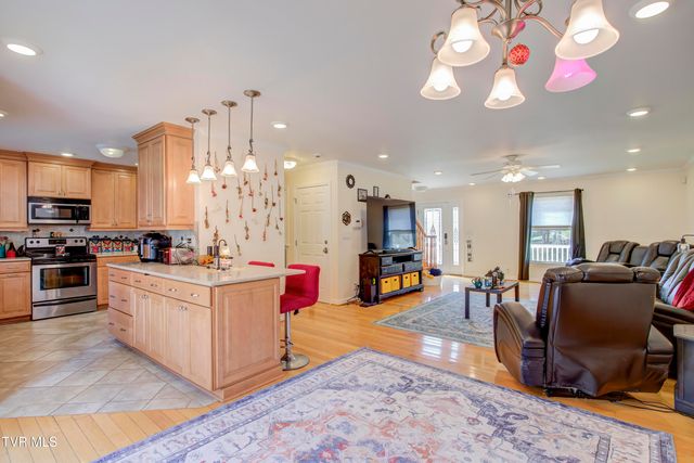 249 Panorama Drive, Marion, VA 24354