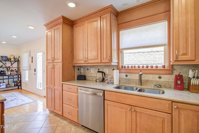 249 Panorama Drive, Marion, VA 24354