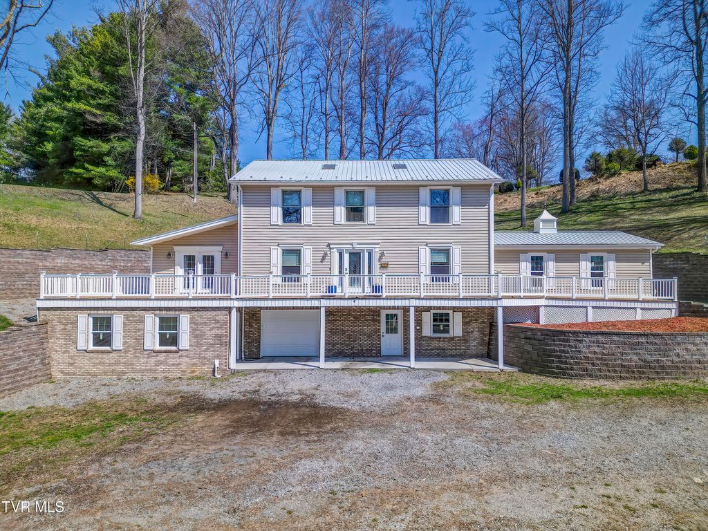 249 Panorama Drive, Marion, VA 24354