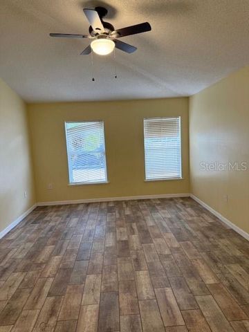 8004 E SETTLERS CREEK LANE, Lakeland, FL 33810