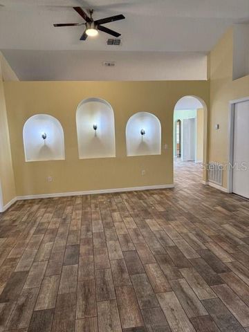 8004 E SETTLERS CREEK LANE, Lakeland, FL 33810