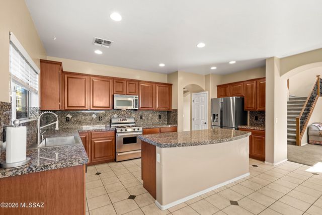 2730 E Scenic Overlook Place, Tucson, AZ 85739