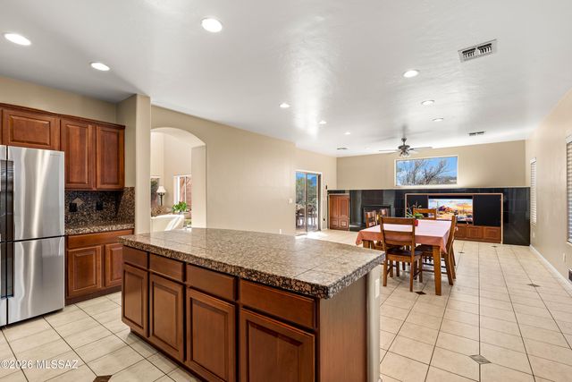 2730 E Scenic Overlook Place, Tucson, AZ 85739
