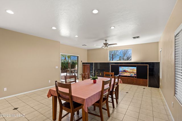 2730 E Scenic Overlook Place, Tucson, AZ 85739