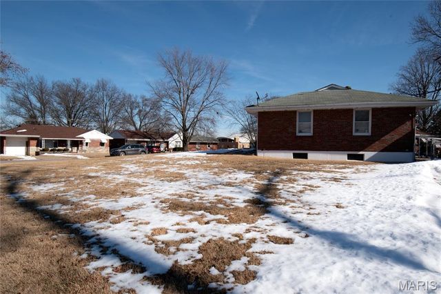 9448 Ardmore Drive, Bellefontaine Nghbrs, MO 63137