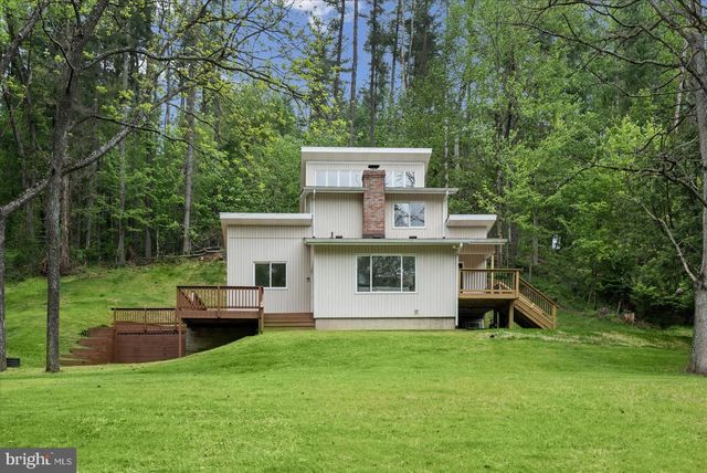 2056 BROWN RD, Finksburg, MD 21048