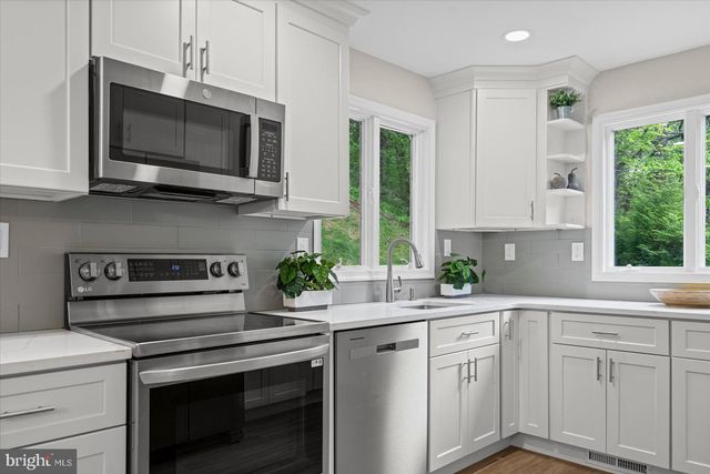 2056 BROWN RD, Finksburg, MD 21048