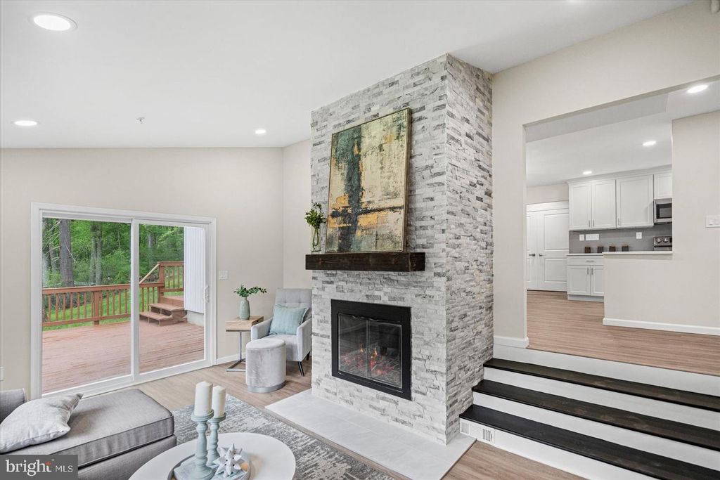 Image 13 of property listing at 2056 BROWN RD, Finksburg, MD 21048
