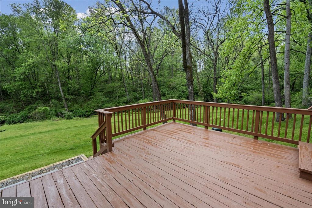Image 38 of property listing at 2056 BROWN RD, Finksburg, MD 21048
