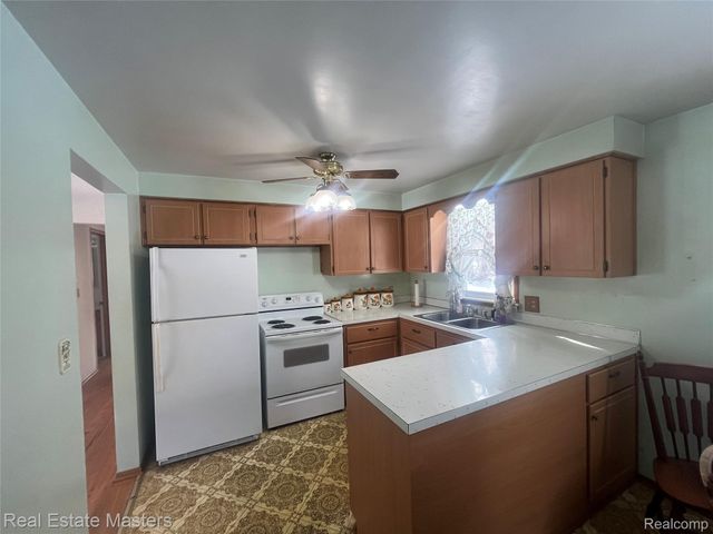 4291 Parker Road, Fort Gratiot Charter Township, MI 48059