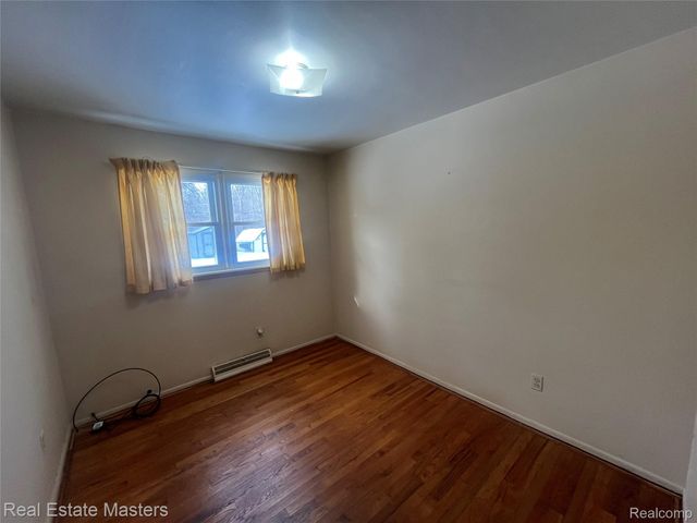 4291 Parker Road, Fort Gratiot Charter Township, MI 48059