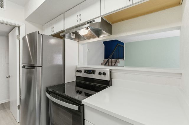 810 Bellevue Rd Apt 214, Nashville, TN 37221