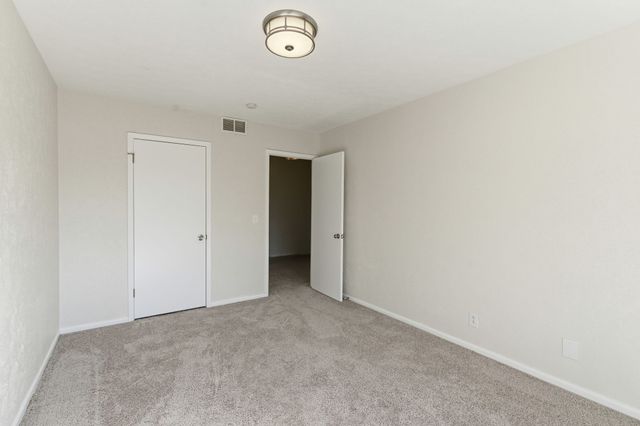 810 Bellevue Rd Apt 214, Nashville, TN 37221