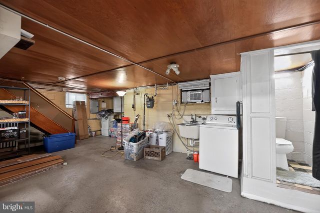 4787 OAK TER, Pennsauken, NJ 08109