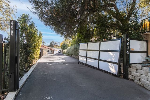 4620 Caritina, Tarzana, CA 91356