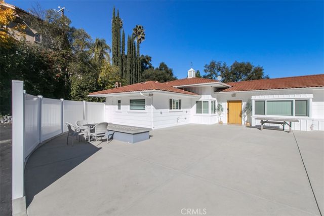 4620 Caritina, Tarzana, CA 91356
